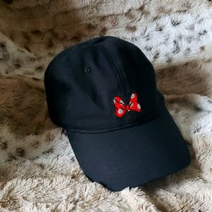 Disney's Minnie Mouse hat